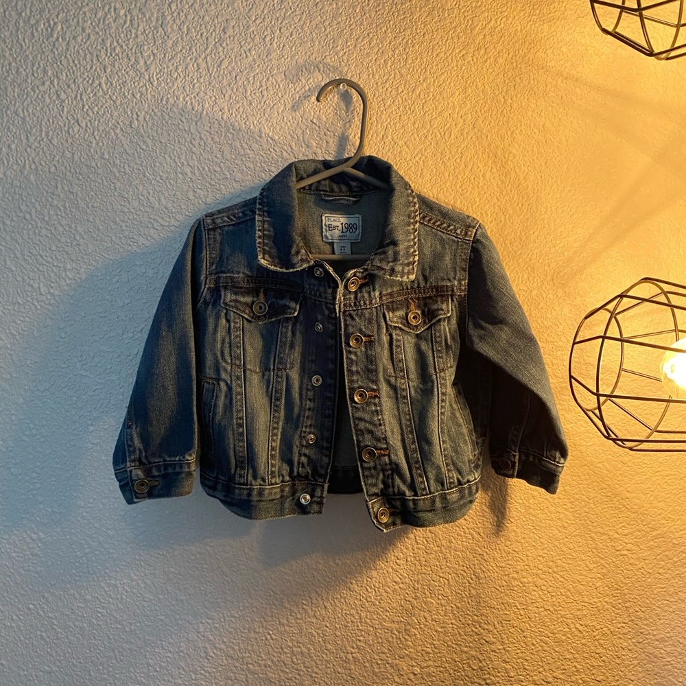 🐙3/10 Children’s place denim jacket